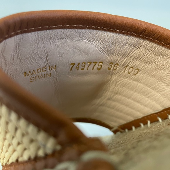 GUCCI Interlocking GG Espadrilles. - Picture 7 of 7